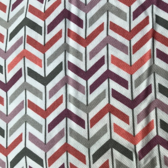 Bar III Other - EUC Bar III for Macys 100% cotton chevron Queen sheet set - soft and comfy!